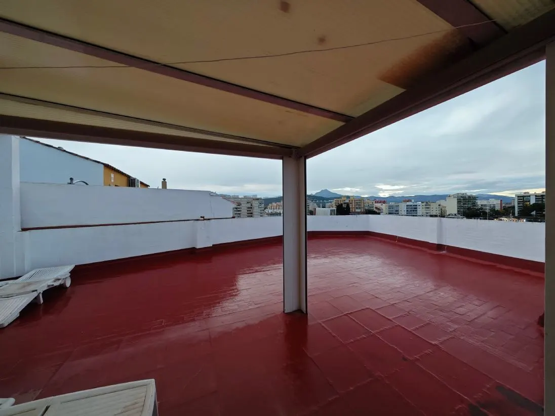 Продаж пентхауса на вулиці Calle Llevant, 21