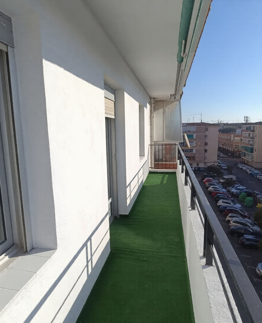 Продается квартира в Аликанте на улице Calle Economista German Bernacer